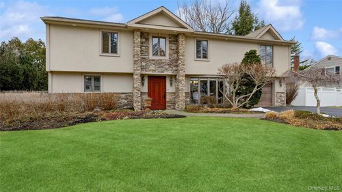 17 Dover Ln, Old Bethpage, NY, 11804-1605 | Card Image