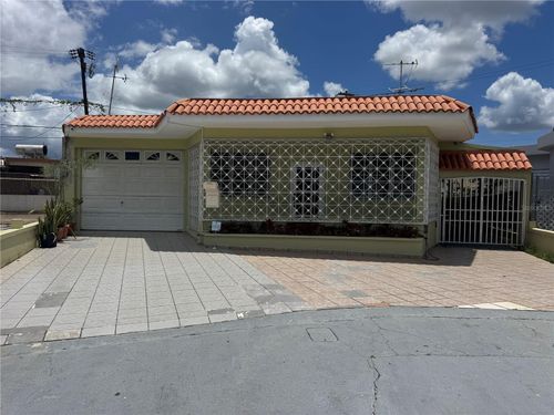 35 X Calle Colombina, BAYAMON, PR, 00956-3239 | Card Image