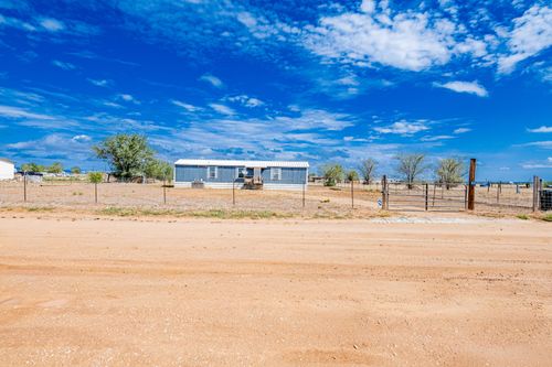 60 Sandia St, Moriarty, NM, 87035-5004 | Card Image