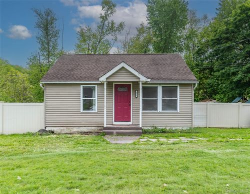 135 Beaver Dam Rd, Montgomery, NY, 12549-2805 | Card Image