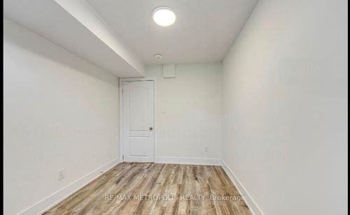 2-15 Dalecrest Rd, Brampton, ON, L6X5N3 | Card Image