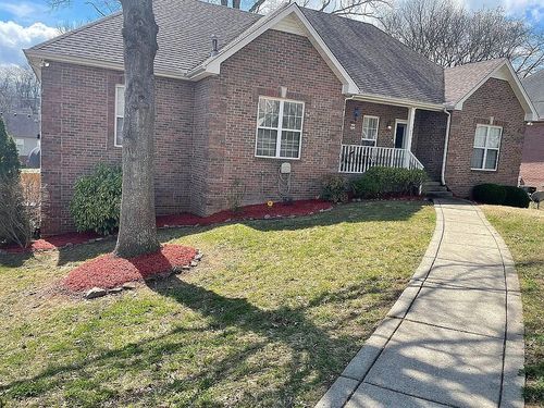 107 Braxton Ln W, Hendersonville, TN, 37075 | Card Image