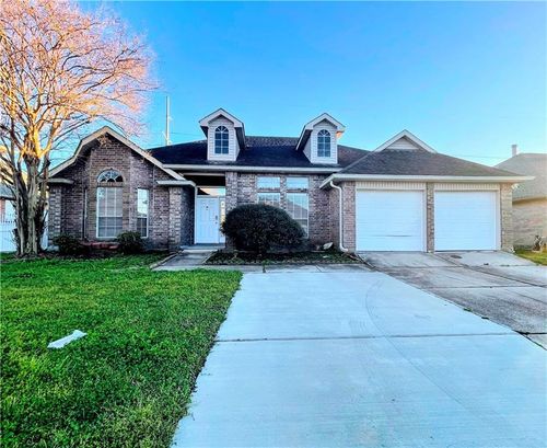 1200 Wyndham S, Gretna, LA, 70056-8362 | Card Image