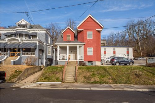 243 E College St, Canonsburg, PA, 15317-1779 | Card Image