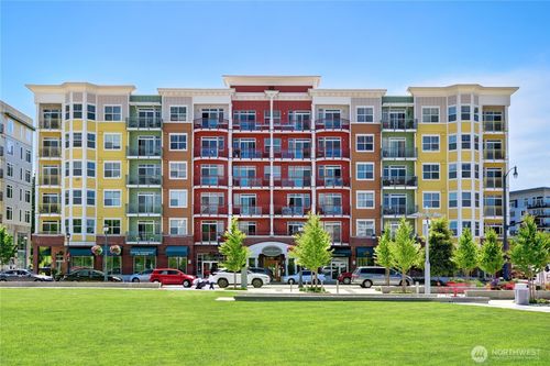 213-16141 Cleveland St, Redmond, WA, 98052-4352 | Card Image