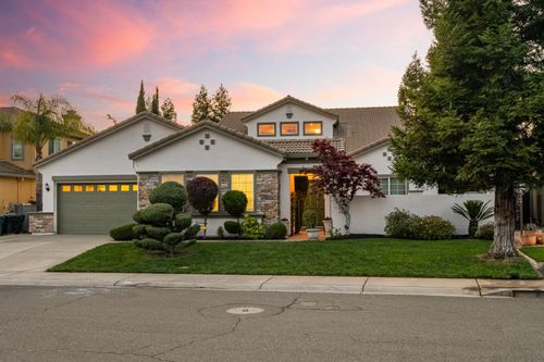 7788 Tigerwoods Dr, Sacramento, CA, 95829-6607 | Card Image