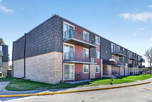 11d-80 Galbraith Dr Sw, Calgary, AB, T3E3H2 | Card Image