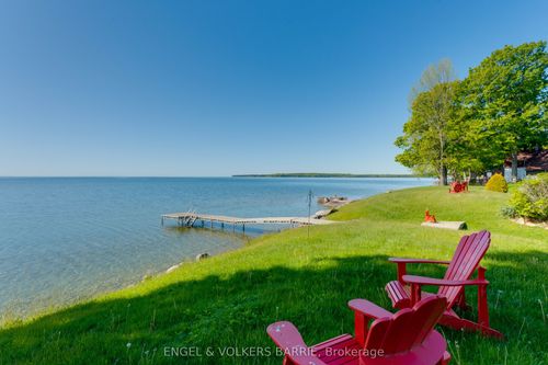 204-43 Olive Cres, Orillia, ON, L3V7M8 | Card Image