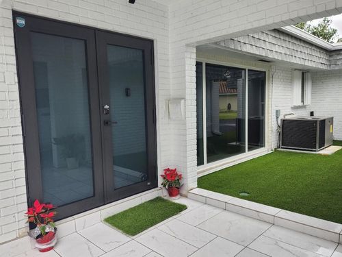 5707 White Hickory Cir, Tamarac, FL, 33319-3021 | Card Image