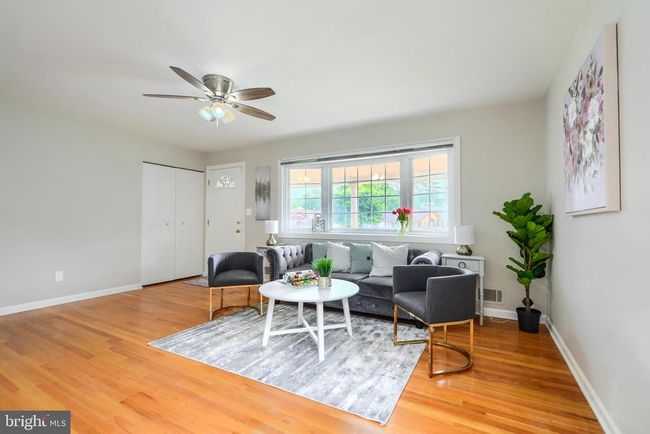 10 Glenwest Ct, House other with 5 bedrooms, 3 bathrooms and null parking in BALTIMORE MD | Image 6