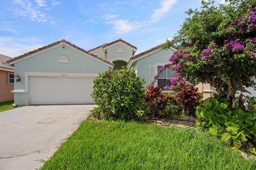 9520 Lago Drive, Boynton Beach, FL, 33472 | Card Image