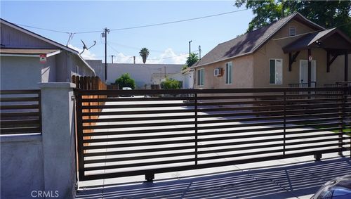 232 N Inez St, Hemet, CA, 92543 | Card Image