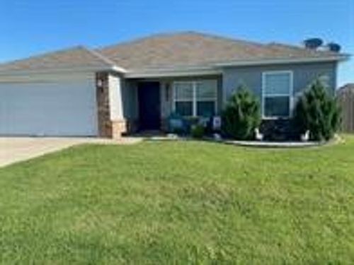 817 Nw Evans Cir, Bentonville, AR, 72713-3135 | Card Image