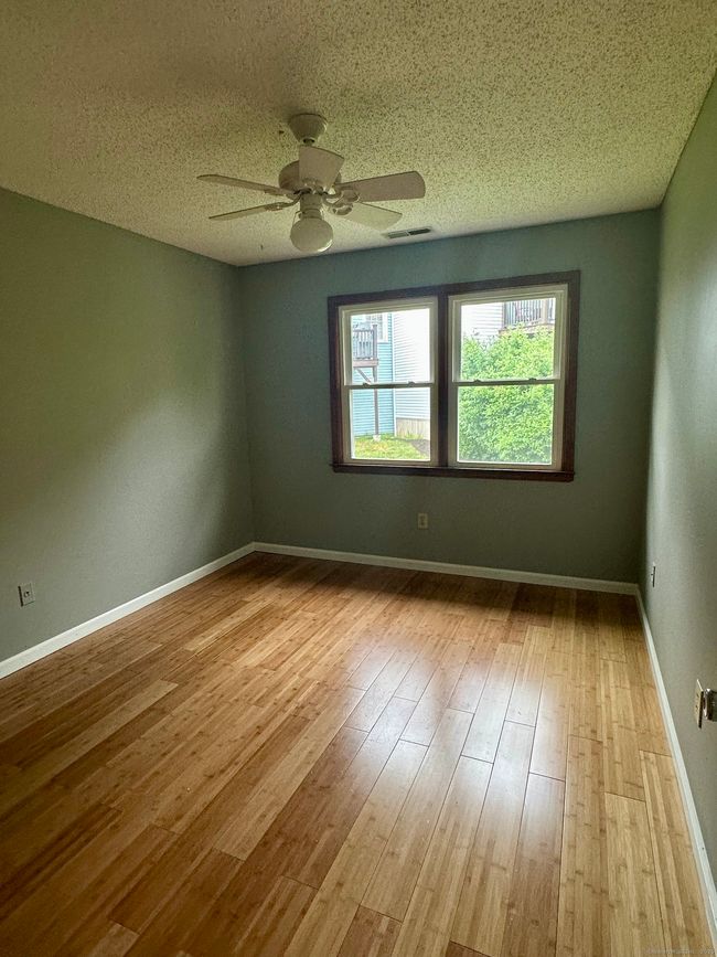 UNIT-6-8 - 55 Mill Plain Rd, Condo with 3 bedrooms, 3 bathrooms and null parking in Danbury CT | Image 16