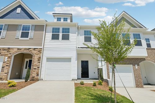 43 Honeydew Way, Clayton, NC, 27520-4518 | Card Image