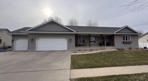 1411 Evergreen Dr, Luverne, MN, 56156-2132 | Card Image