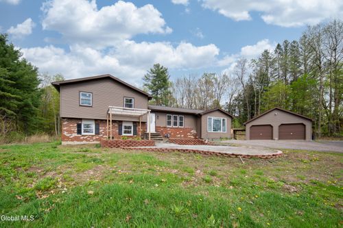 15 Werner Rd, Halfmoon, NY, 12065-3409 | Card Image