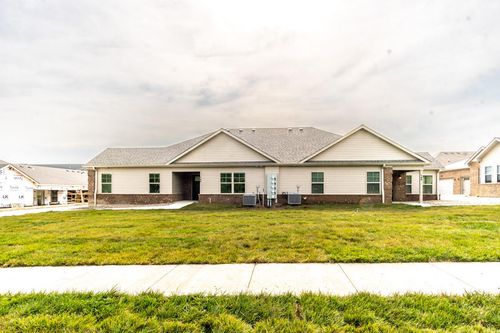 184 Garden Gate Dr, Berea, KY, 40403-8086 | Card Image