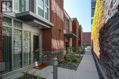 TH3 - 100 Saghalie Rd, Townhouse with 3 bedrooms, 4 bathrooms and 2 parking in Victoria BC | Image 2