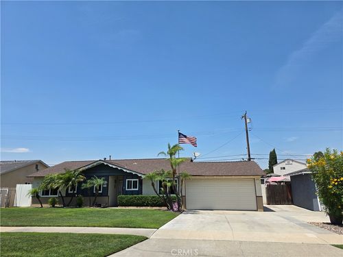 3333 W Keys Ln, Anaheim, CA, 92804-3017 | Card Image