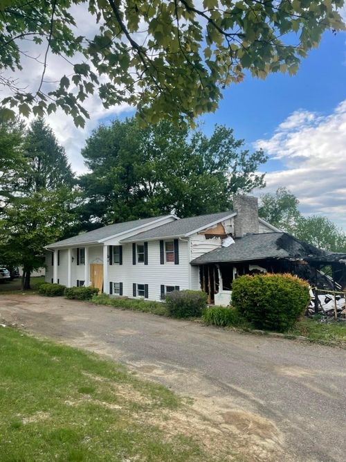 1321 S Westwood Dr, Zanesville, OH, 43701-5650 | Card Image