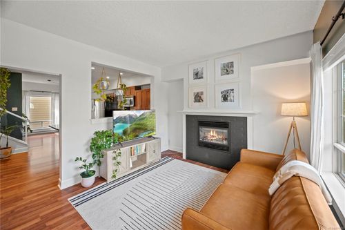 203-785 Station Ave, Langford, BC, V9B0E6 | Card Image