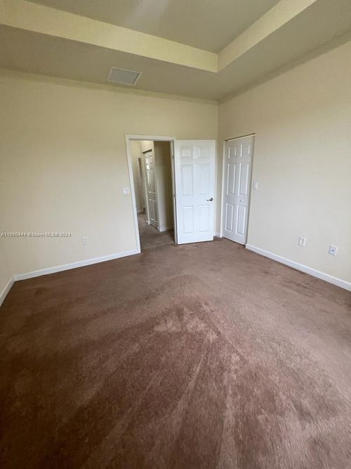 23762 Sw 118th Ave, Homestead, FL, 33032-3418 | Card Image