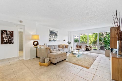208-5000 N Ocean Blvd, Lauderdale By The Sea, FL, 33308-2929 | Card Image