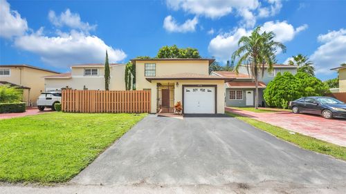 10718 Sw 148th Ct, Miami, FL, 33196-2418 | Card Image