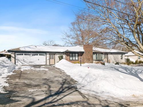 3 Didio Dr, Swampscott, MA, 01907-2907 | Card Image