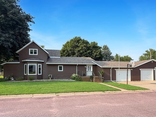 509 S Lake St, Sherburn, MN, 56171-9639 | Card Image