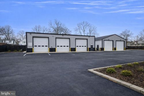 116 W Almond St, Vineland, NJ, 08360-5214 | Card Image