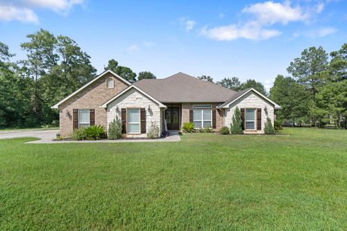 220 Southcrest Ct, Livingston, TX, 77351-1781 | Card Image