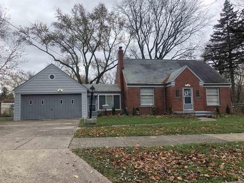 19084 Huntington Avenue, Harper Woods, MI, 48225 | Card Image