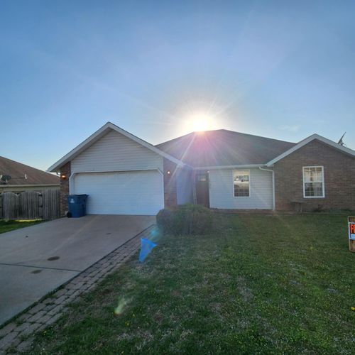 2798 Neosho Heights Ave, Neosho, MO, 64850-1105 | Card Image