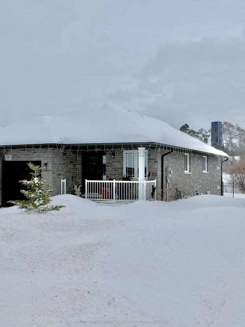 7 Mill Pond Lane, Norwood, ON, K0L2V0 | Card Image