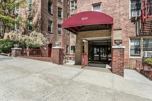 1g-67-25 Clyde St, Forest Hills, NY, 11375-4021 | Card Image