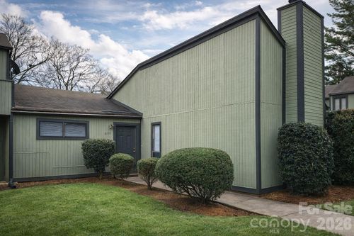 6107 Bent Tree Ct, Charlotte, NC, 28212-0905 | Card Image