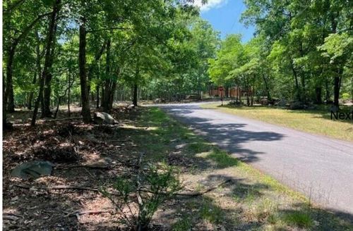 33 Chipmunk Rd, Bushkill, PA, 18324 | Card Image