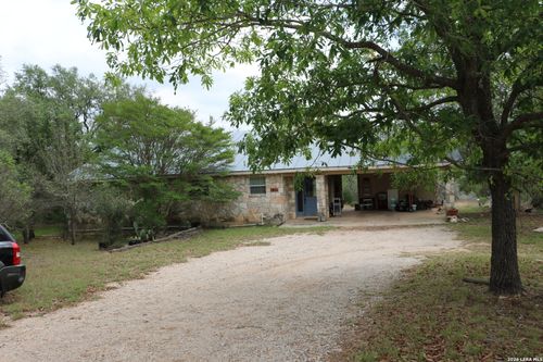 1307 Comanche Path, Bandera, TX, 78003-4322 | Card Image