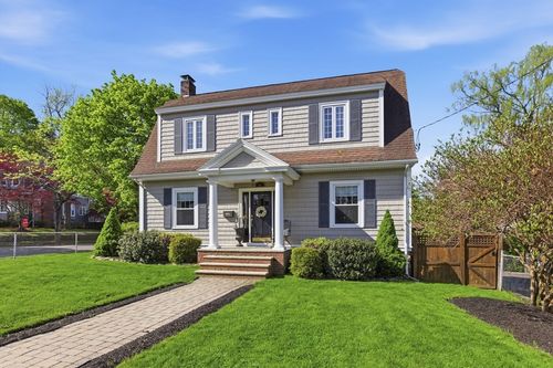 181 Franklin St, Stoneham, MA, 02180-1514 | Card Image