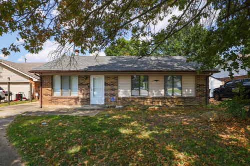 1513 Chadwick Dr, Lexington, KY, 40515-5806 | Card Image