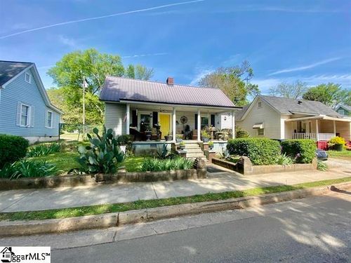 12 Wrigley St, Greenville, SC, 29605-4340 | Card Image