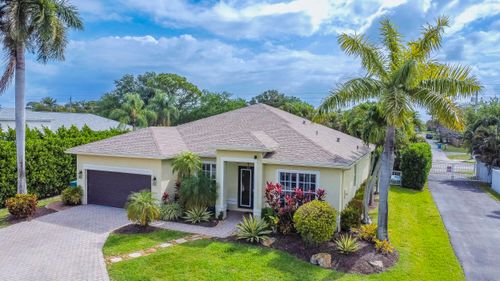 48 Lake Eden Dr, Boynton Beach, FL, 33435-8665 | Card Image