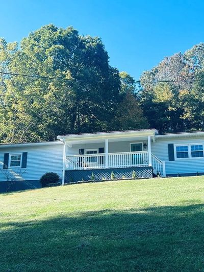 2117 Powerhouse Rd, House other with 3 bedrooms, 2 bathrooms and null parking in Independence VA | Image 2