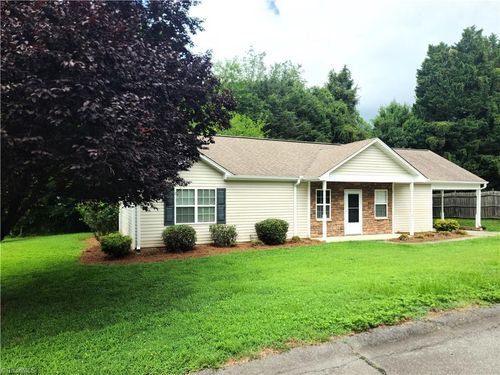 290 Janet Ave, Winston Salem, NC, 27104-3756 | Card Image