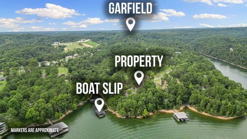 10135 Elizabeth Dr, Rogers, AR, 72756-2596 | Card Image