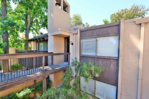 15-2238 Woodside Ln, Sacramento, CA, 95825-7491 | Card Image