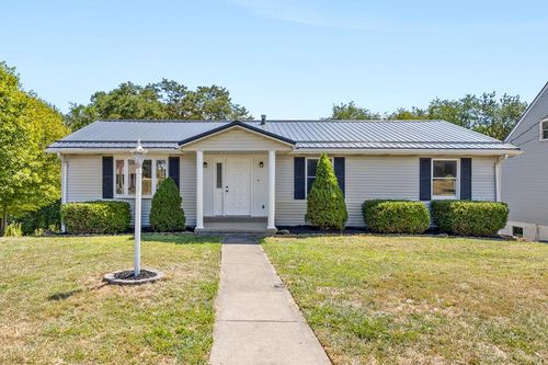 878 Donegal Dr E, Follansbee, WV, 26037-1009 | Card Image