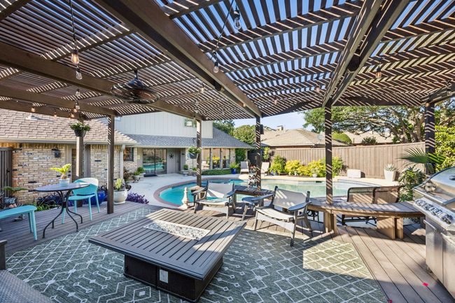 5800 Still Forest Dr, House other with 4 bedrooms, 4 bathrooms and null parking in Dallas TX | Image 35